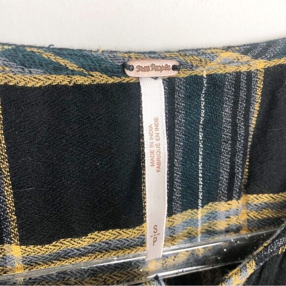 FREE PEOPLE | It’s The Good Life Cropped Plaid Flannel Top Women’s Size Small - Picture 10 of 14